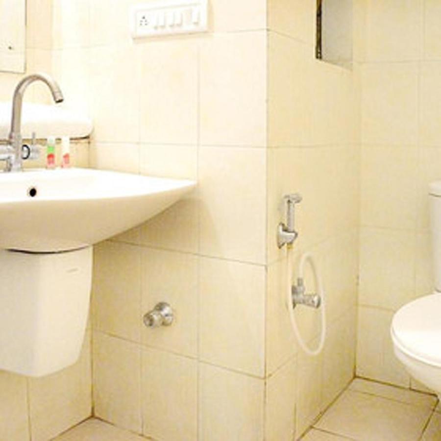 Sasti Hotel Palani מראה חיצוני תמונה